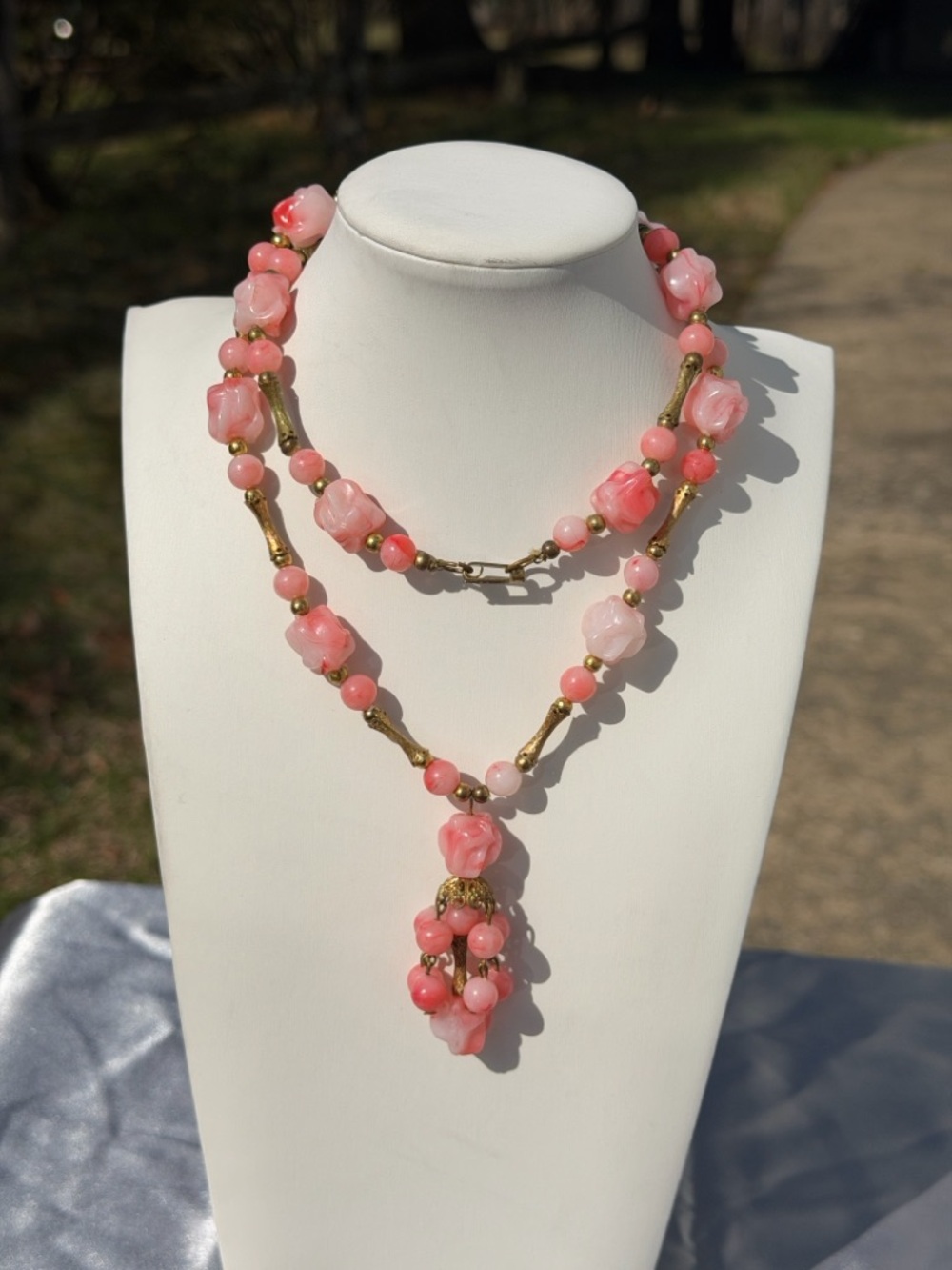 Pink Beaded Cluster Necklace Vintage Ombre Graduated Beads 16 inches